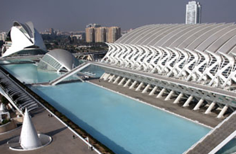 hoteles cerca ciudad artes y ciencias