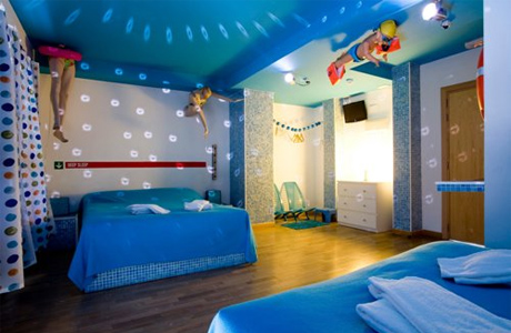 Rooms Deluxe Hostel