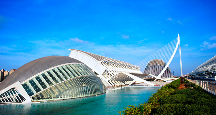 Resultado de imagen de ciudad de las artes y las ciencias