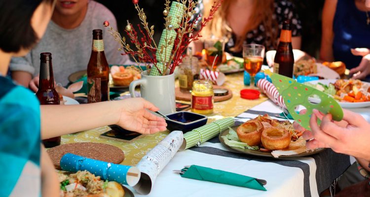 cenar con amigos en Valencia