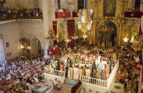 Resultado de imagen de el misterio de elche festa