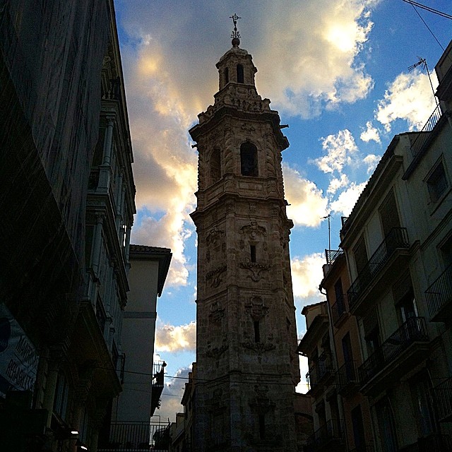 #mussol78 #torre #santacatalina #iglesia #valencia #valenciagram #centrehistòric #estaes_universal #estaes_todo #estaes_valencia #estaes_espania #comunitatvalenciana #photoiphone #fotomovil_es #placeofworld q#
