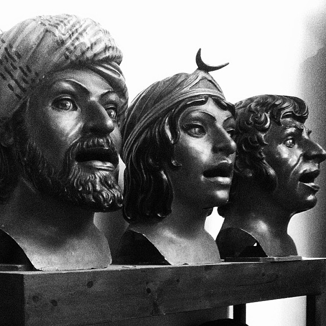 #mussol78 #cabezudos #valència #valenciagram #valenciaenamora #valenciagrafias #loves_valencia #lovevalencia #estaes_valencia #estaes_espania #instagood #instagramers #instamessage #insta_international #placeofworld #ig_europe #blancoynegro #blackandwhite #bnwgallery #bnw_captures #followback #fotomovil_es