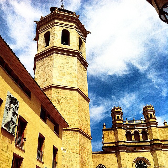 Bon dia, especialment, a tots aquells que hui comencen a treballar!!! Ànim ???????? #mussol78 #catedral #fadrí #castelló #castellodelaplana #comunitatvalenciana #estaes_valencia #estaes_espania #lovevalencia #loves_valencia #instagood #instapics #instamessage #instalife_shot #insta_colourfull #insta_international #placeofworld #ig_europe #ig_valencia #ig_architecture #iphonepics #followback