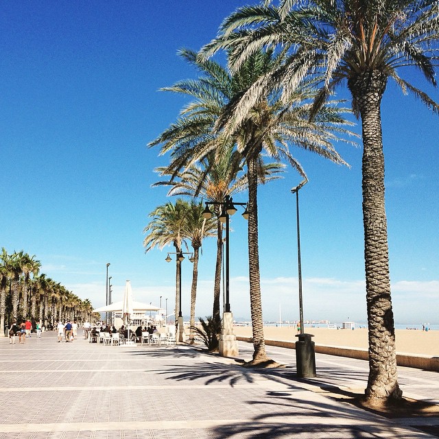 Te extraño ???????? #teextraño #valencia #espana #valenciagram #espana2013 #lovevalencia #fotomovil_es #valenciaenamora #goodidea #espagne2013 #spain #urban #city #urbano #turismospain #navidad #valenciaterraimar #visitavalencia #ilovevalencia #verano #verano2013 #vacaciones #summer #calor #playa