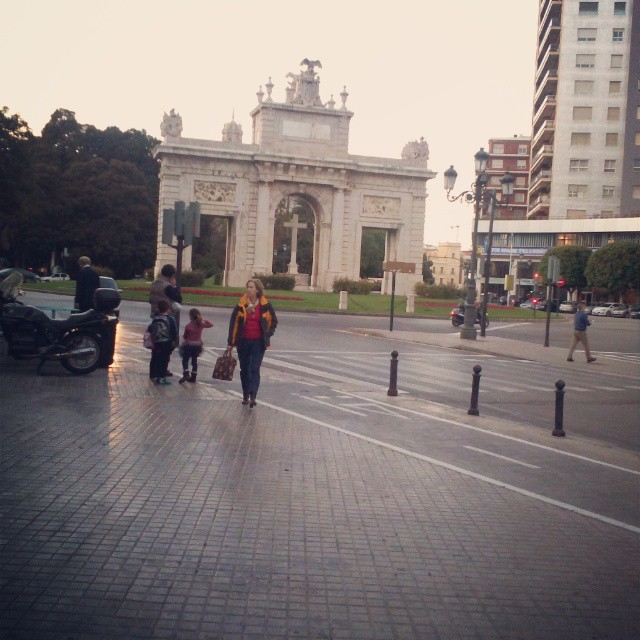 #valencia14 #monumento#arcotriunfo#valenciaenamora#architecturelovers#architectures #instagood#estaes_valencia#arco#city#cities#lovevalencia #archilovers