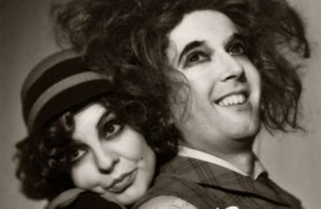 Globe Story en Sala Russafa