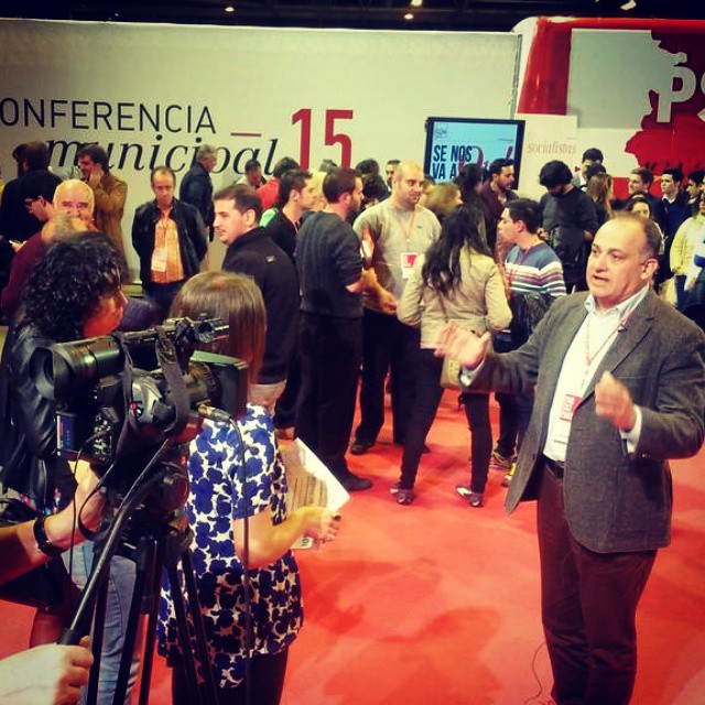 Debatimos con Joan Calabuig políticas integrales para el bienestar desde los Ayuntamientos. Fin de semana en Madrid con más de 2.000 candidat@s socialistas a las elecciones municipales del 24M.
#un2015socialista #PSPV #PSOE #Madrid #Valencia #eleccions2015 #elecciones2015 #JoanCalabuig #AlcaldeCalabuig #LoveValencia #WeLoveValencia #OrgulloSocialista #HoArreglarem #LoVamosAArreglar