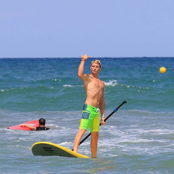 Gran fin de semana donde el Mediterráneo nos ha regalado olas para paddle surf y surf, cerrando la tarde del domingo con una garbinada épica para disfrutar del kite
#kitepower #liveTheSea #paddlesurf #supvalencia #elperello #lespalmeres #sueca #mareny #lovevalencia #verano2015 #playa #modoverano #mediterraneo