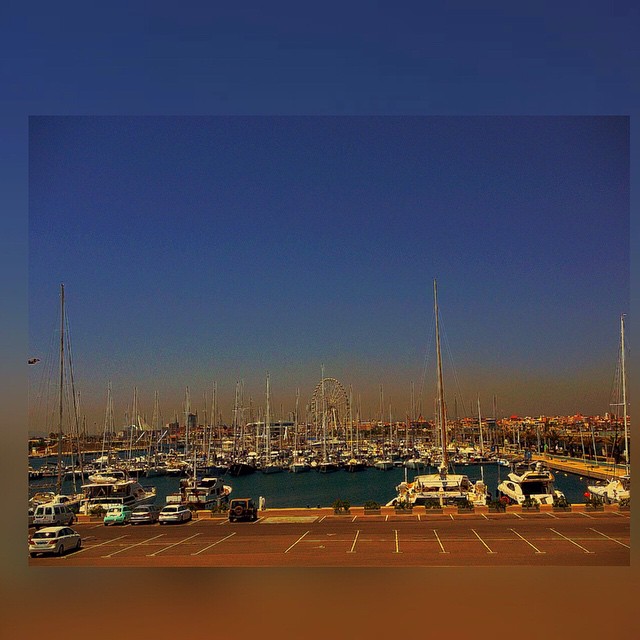 Veleros#playa#marinarela#photos#maravillosos#valencia#lovevalencia #photography #photo #pic #pics #picture #pictures #snapshot #art #beautiful #instagood #picoftheday #photooftheday #color #all_shots #exposure #composition #focus #capture #moment #camera #SLR #DSLR #shoot