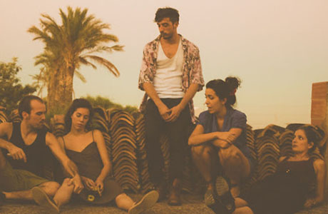 Nosotros no nos mataremos con pistolas en el Teatro Talía