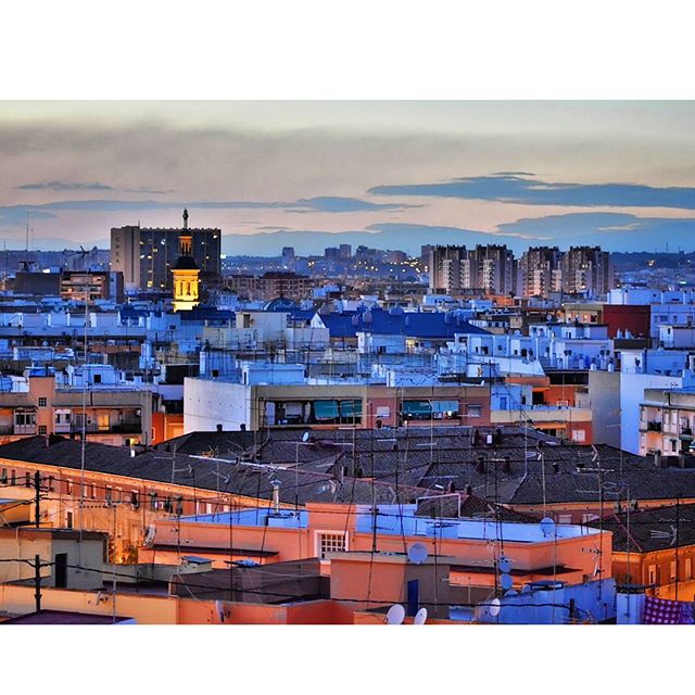 Benicalap, Burjassot y algo de Paterna. 
#valencia #valenciamola #igers_valencia #love #loves_valencia #loves_world #loves_spain #spain #benicalap #lovevalencia #burjassot #paterna #marxalenes #city #nikon #nikond7100 #d7100 #85mm #church #sanroque #match_valencia #instantes_fotograficos