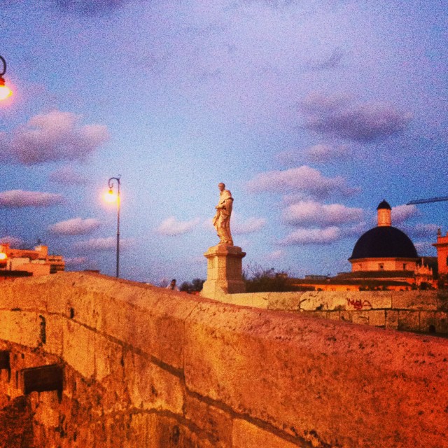 #atardecer #puentetrinidad #valencia #vlc #lovevalencia #thisistheplacewhereilongtobe