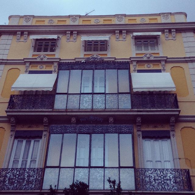 Mirar hacia arriba te hace siempre encontrarte con cosas bonitas #lovevalencia