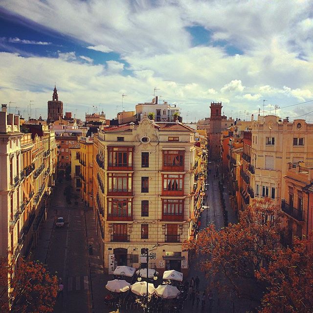 ?? Como si todavía estuviera allí contigo, mi querida Valencia ?? #valencia #igersvalencia #lovevalencia #valenciagram #valenciamola #valenciaenamora #valenciaentendencia #instavalencia #comunitatvalenciana #photooftheday #picoftheday #eliminacióchetilimita #Valencia2015 ?