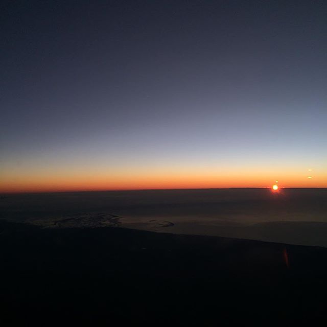 #Sunrise from ?? ? 
#flying #spain #Valencia #amazingview #beautiful #buenosdias #noclouds #dreaming #günayd?n #keepcalm #loveflying #lovevalencia ##photooftheday #r#sea #sky #sun #summer #travel #travelbug #wanderlust #Goodmorning #gününkaresi #nofilter