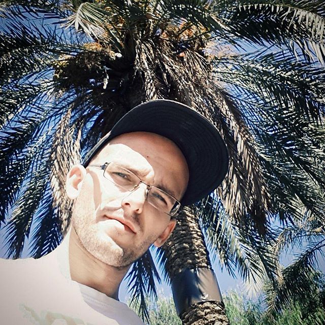 #WakacjePodPalmami#sunnyday#krzywamorda#lovevalencia