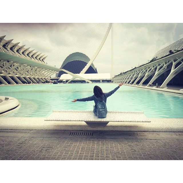 What an amazing day! ? #keepcalm and #lovevalencia ?? #ciudaddelasartesylasciencias #valencia #spain #citytrip #photooftheday #gününkaresi #iyigeceler #goodnight #buenasnoches #wanderlust #travelbug #travel #hayatgezinceguzel