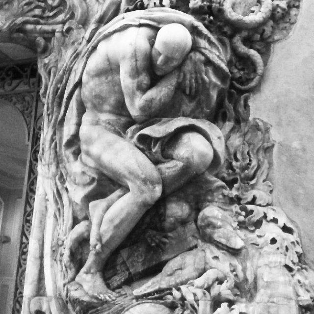 DETALLE ATLANTES PALACIO MARQUES DE DOS AGUAS- VALENCIA #paseossoldevilavalencia #vsco #match_valencia #total_monumens #total_cvalenciana #total_bnw #bynvalencia #loryandalpha #lucky_hdr #bnw_life #best_houlding_hdr #viva_bw #lovevalencia #valenciaenamora #insta_world_life_ #igers_valencia #igerscomunitat #enfocae #bnw_valencia#estaes_BW