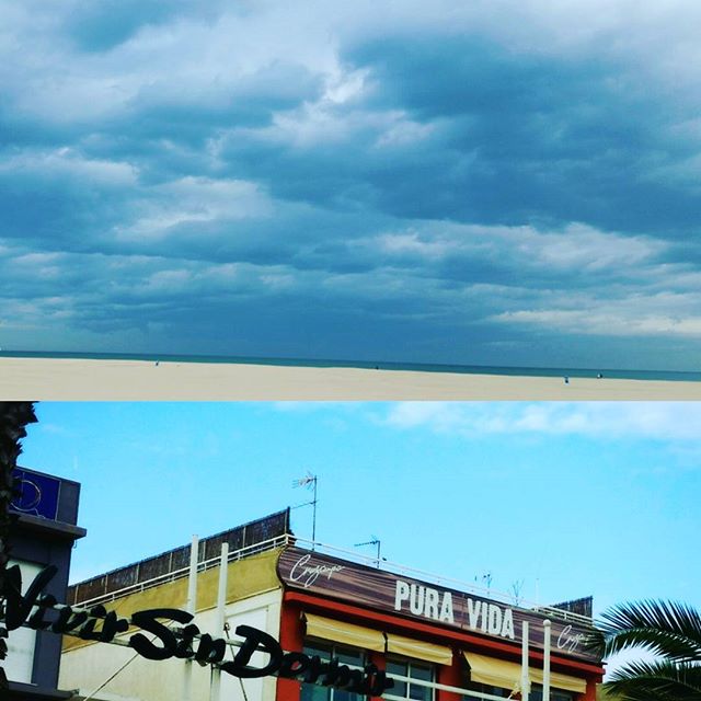 Así estaba hoy el mar, el cielo...y yo paseando para poder contemplar el horizonte. Parada en estos dos lugares con nombres tan "significativos" para mi...Una vez más me enamoro de las vistas, el entorno y la compañía?.¿ Qué haría yo sin escaparme a olerte y observarte?#marmediterraneo #playamalvarrosa #lovevalencia #igers #totalvalencia_cvalenciana #amoelmar #regaloparamisojos #unfindeasísi#amomiciudad #amigamolona