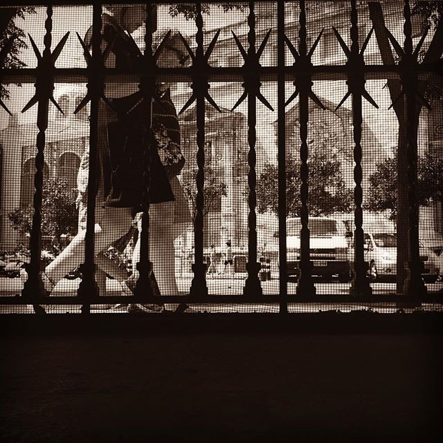 Recordando días de sol en B/N #valenciagram #lalonjadelaseda #lovevalencia #valenciagrafias #loves_valencia