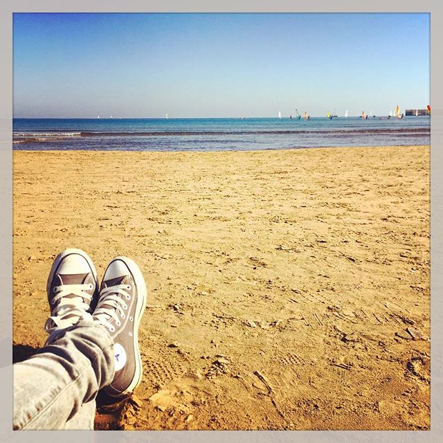 Respirando Mediterráneo ???#enlaarenaysintoalla #sundaymorning #desperezandome #veroño #lovevalencia