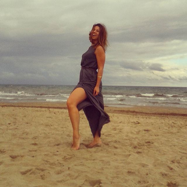 viva la playa todito el año! #playa #clouds #mar #sea #costa #valenciagram #valencia #mik #beach #sexysaturday #love #lovevalencia #nevergohome #mequedoaqui #rainyday