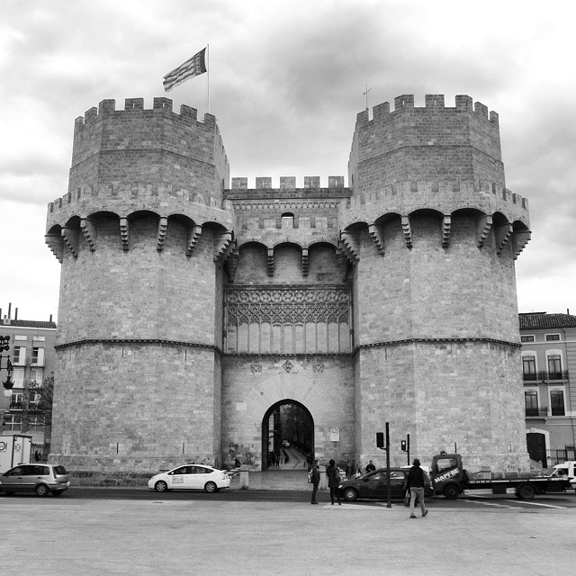 Feliz domingo.
Happy sunday.
#Domingo #Sunday #Goodmorning #Bomdia #Buenosdias #Valencia #VisitValencia #LoveValencia #Travel #Viajar #Travelgram #Instafoto #Instaphoto #IgersValencia #bnw #Pretoebranco #bnwfoto #bn #bnfoto #bnphoto #Blancoynegro #Monochrome #blackandwhite #vsco #vscomoment #vscogrid #vscocam #instavsco