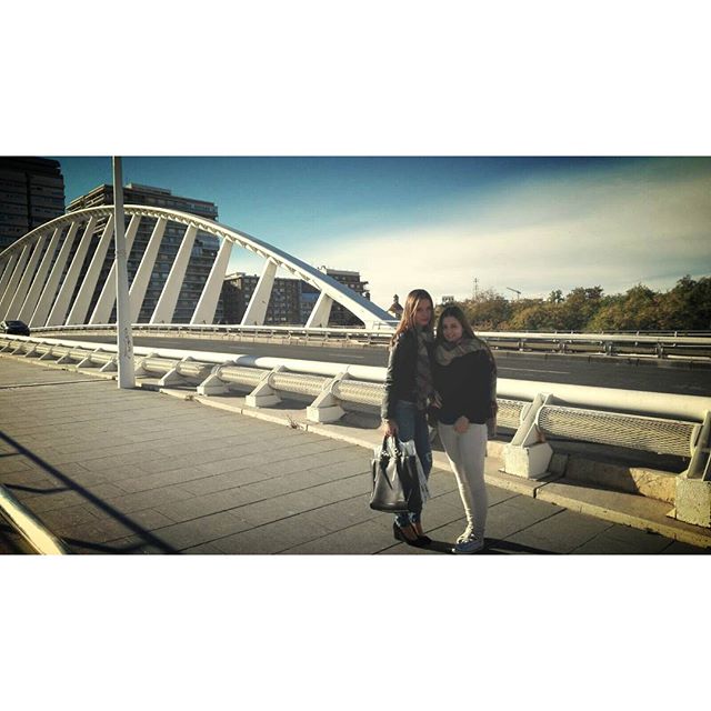 #estaes_valencia  #valenciagram #lovevalencia #family #sisters #sunday #lunch #shopping