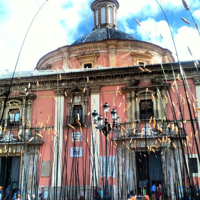#paseossoldevilavalencia #match_valencia #match_colour #total_cvalenciana #total_city #valencia_enamora #valenciagram #lucky_hdr #lovevalencia #loryandalpha #igers_alicante #igers_valencia #bmw_splash #worldbest_nature #world_besthdr#intramursvalencia #wtdvalencia#world_great#vsco#mencionessoldevila