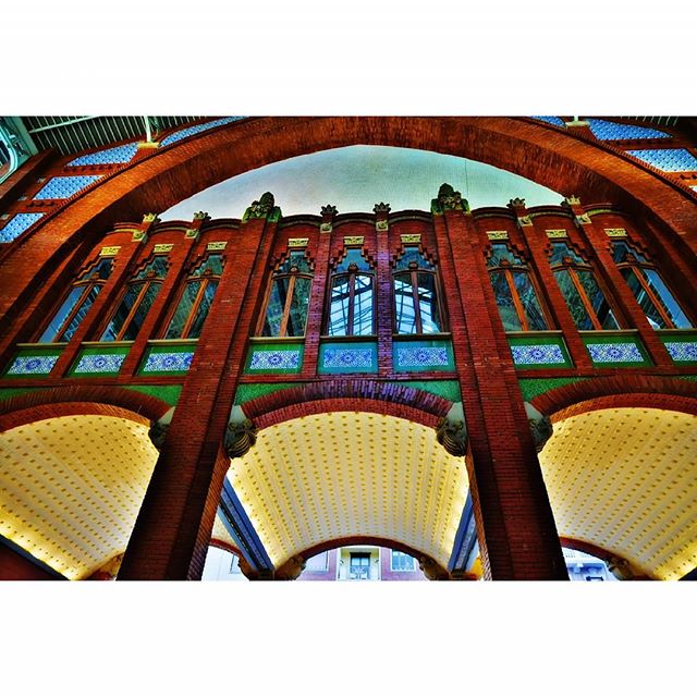 Detalle Mercado de Colon, Valencia
#valencia #loves_valencia #loves_spain #love #lovevalencia #mercadodecolon #igers #igersvalencia #match_valencia #instantes_fotograficos #total_cvalenciana #hdr #colors #market #nikon #nikond7100 #d7100