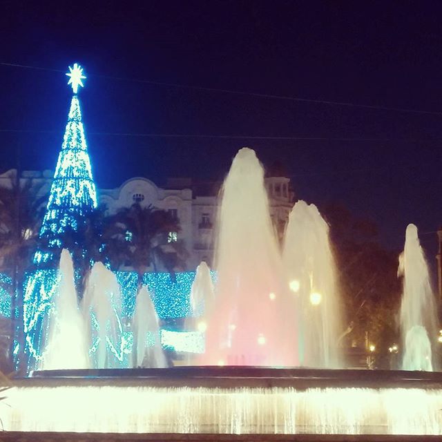 #feliznavidad#illumination#fountain#lovevalencia#unforgettable#todayisanewday#belen#arbolesdenavidad#mercadillonavideño#eyes#aroundthecity#new#surprise#like4like#instanavidad#instapicture#instavalencia#lifeforlifehappy???