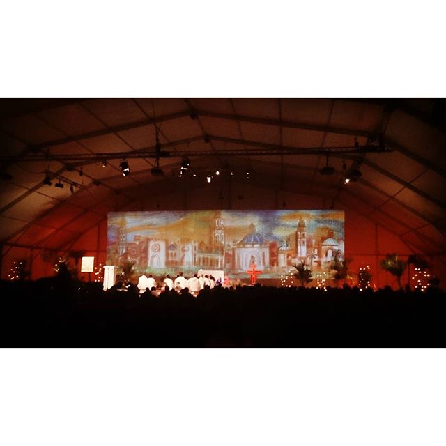 such beautiful #Taizé prayers in #Valencia
#TaizéinValencia 
#LoveTaizé #LoveValencia