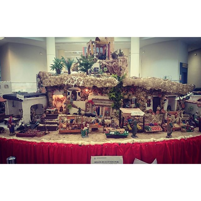 Belén del ayuntamiento de Burjassot ? #Burjassot #navidadvalencia #navidad #valenciaespaña #valencia #igersvalencia #visitvalencia #loves_valencia #lovevalencia #total_cvalenciana #belen