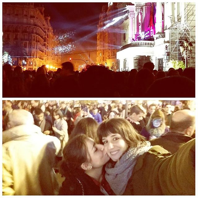 Empezando el año como nunca!! ? #campanadesVLC #igersvalencia #ig_valencia #valenciagram #estaes_valencia #lovevalencia #2016 #people #rockandroll #happiness #perfect #migrannoche
