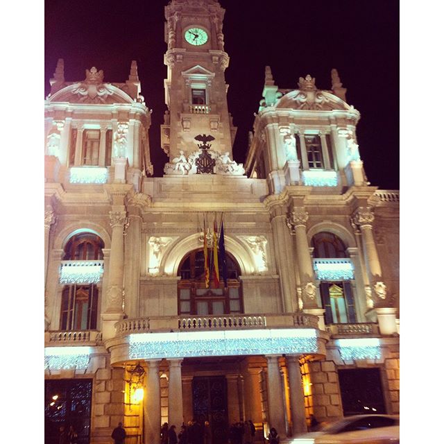 #valencia #elayuntamiento #españa #spain #HNY2016 #lovevalencia #citylights ??????