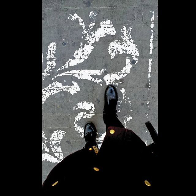 #vlc #spain #visitspain #colourful #wanderlusting #traveldiaries #traveling #travelgram #tripgram #instatravel #instapassport #loves_valencia #lovevalencia #instavsco #igers #like4like#likesreturned#likeforlike#me #instavscocam #habitacion #home #design #architecturelovers #streetart #streetstyle #streetwear