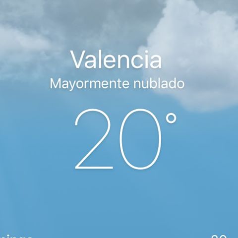 Menos mal que es #enero y esta nublado, que va haber cambio climático, no me lo creo...#valencia #lovevalencia #mycity