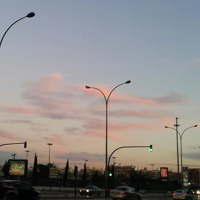 Blue sky
Pink clouds
#nofilter #lovevalencia