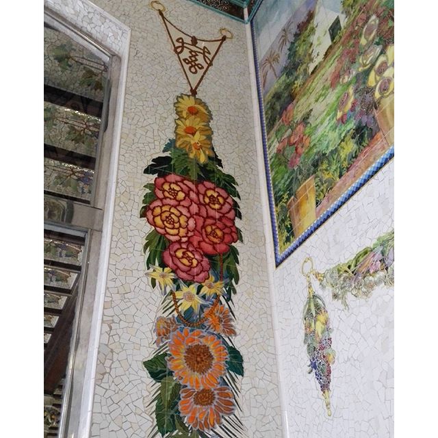 En #Valencia, de arte, no andamos escasos. 
La Estación del Norte es mi primera maravilla del mundo ?

#estaciondelnorte #estaciodelnord #igersvalencia #maravillasdelmundo #modernismo #artnouveau #artdeco #lugaresemblematicos #emblema #valenciaesbonitalamirespordondelamires #lovevalencia #valenciagram