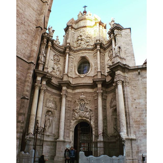 #CattedraleDiValencia #IglesiaCatedralBasílicaMetropolitanaDeLaAsunciónDeNuestraSeñora #LaSeu #Valencia #ValenciaCity #DiscoveringValencia #Vlc #LoveValencia #Loves_Valencia #Spain #España #Spagna #VivereInSpagna #UnItalianoAValencia #MammaHoPresoLAereo #PicOfTheDay #PhotoOfTheDay #? #Travel #Trip #Traveling #TravelDiares #Wanderlust #TripGram #TravelGram #InstaTravel #TravelsMind