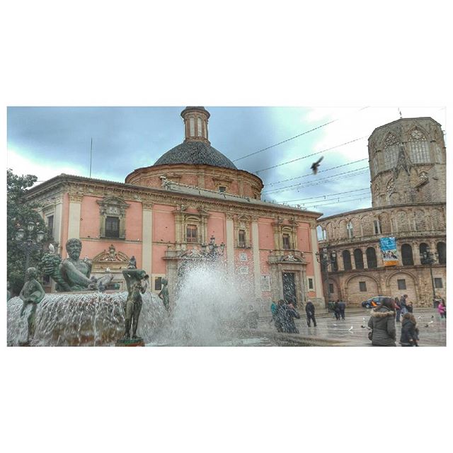 #plazalavirgenvalencia #plazadelavirgen #lovevalencia