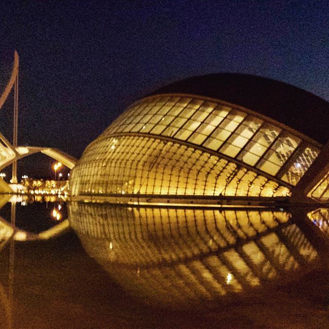 Hemisferic.  Parte de la Ciudad de las Artes y las Ciencias #instadaily #instagram #instapic #architecture #sky #match_valencia #lovevalencia #cute #amazing #beatiful #ciudaddelasartesylasciencias #likesforlikes #likes #picoftheday #photooftheday #instasize #buildings #art #colorful #explore #valencia #nice #love #cloud #sunset #comunidadvalenciana #instalike #bestoftheday #better
