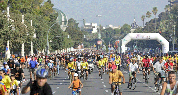 Hornear Revolucionario bostezando XX Día de la Bicicleta en Valencia | Love Valencia