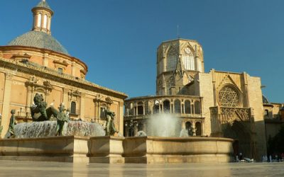 Plaza de la Virgen a Valencia