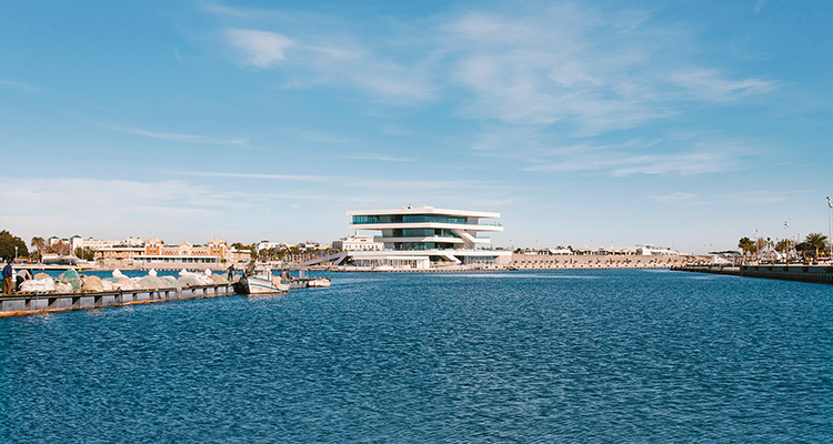 Salir Por El Puerto Love Valencia