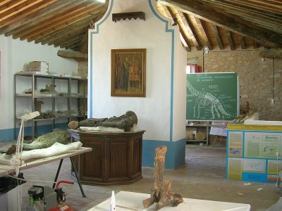 Aula de restauración paleontológica Alpuente