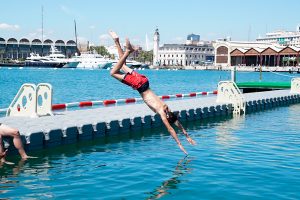la primera piscina natural de valencia ciudad