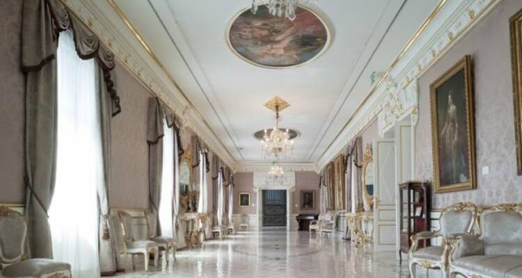 visitar gratis palacio de cervello valencia