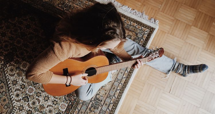 aprender a tocar la guitarra